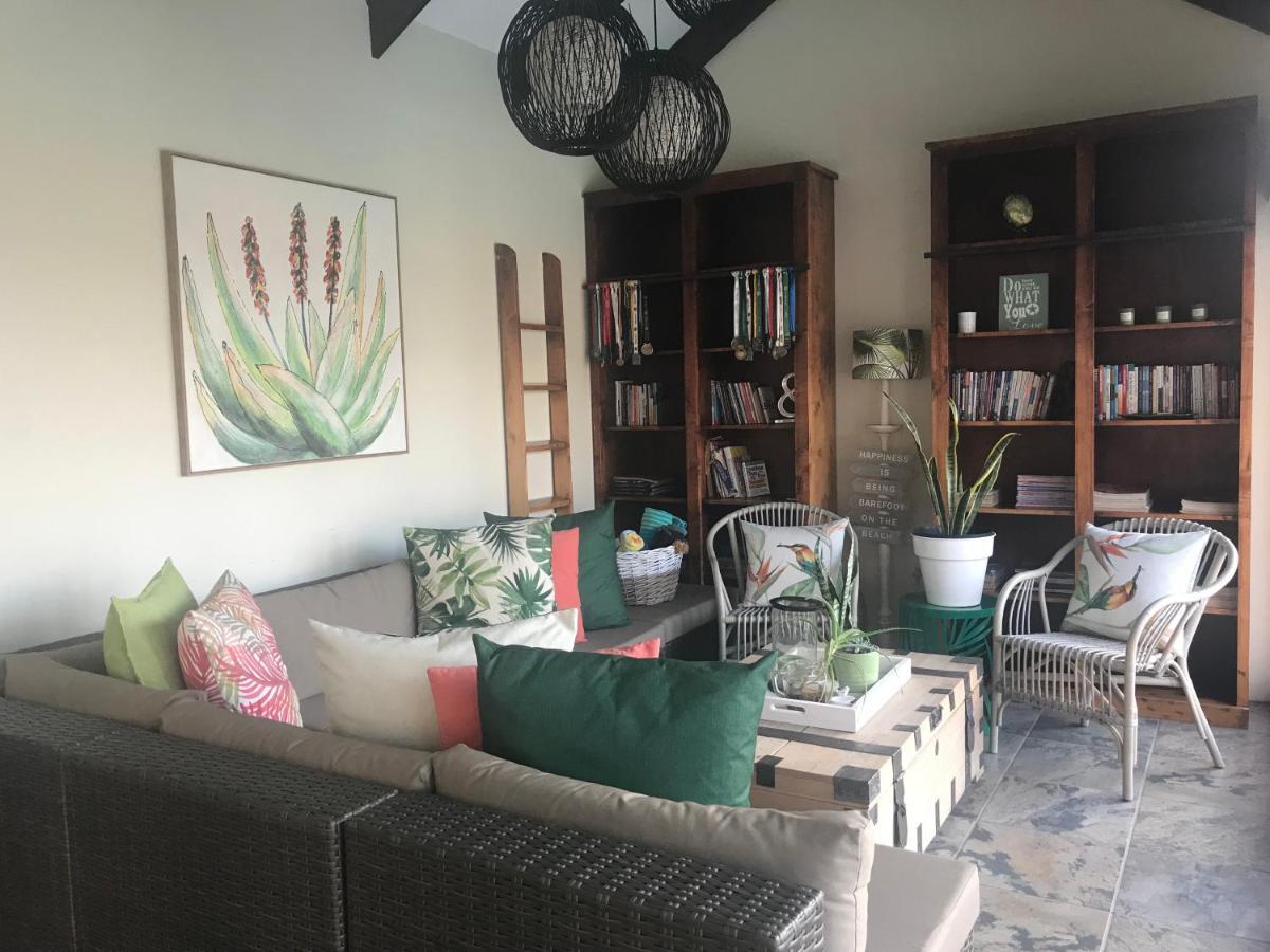 Bokamoso Views Bed & Breakfast Rustenburg Bagian luar foto