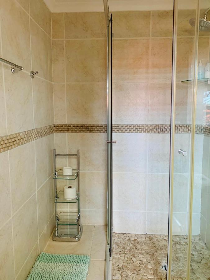 Bokamoso Views Bed & Breakfast Rustenburg Bagian luar foto