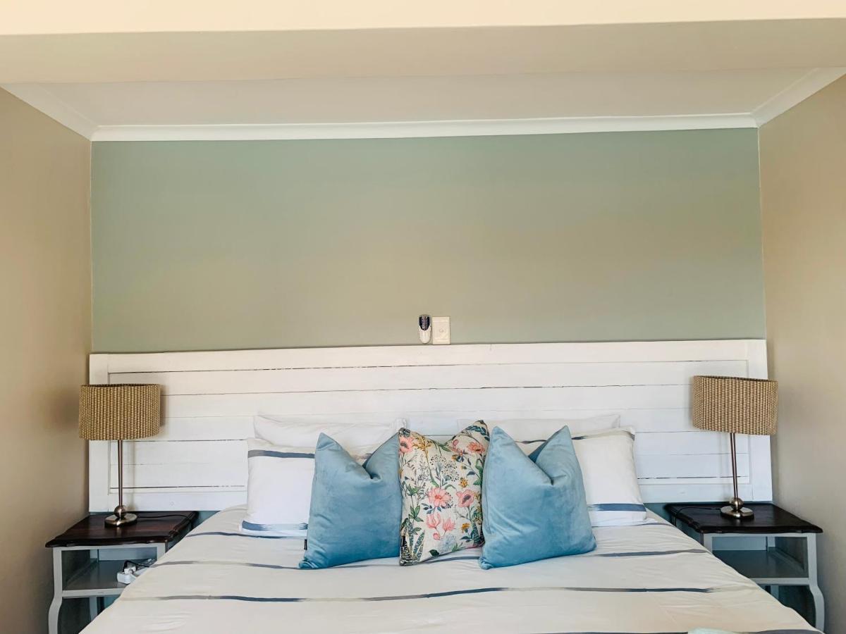 Bokamoso Views Bed & Breakfast Rustenburg Bagian luar foto